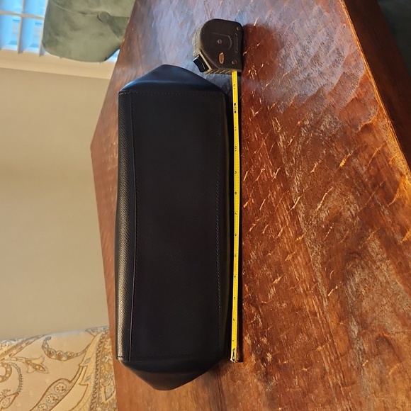 Coach black pebbled leather tote - Picture 3 of 7